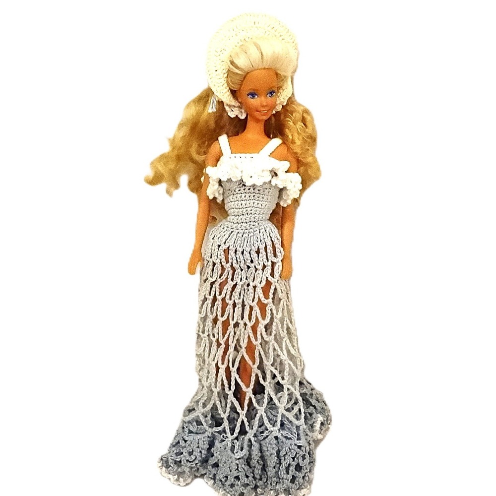 Vintage 1966 Wedding Barbie Made In Malaysia‎